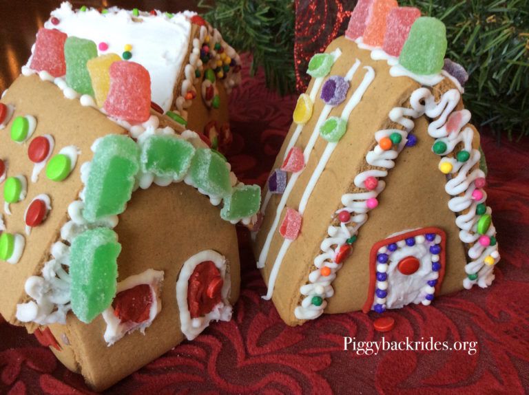 Making Gingerbread Houses - toddler