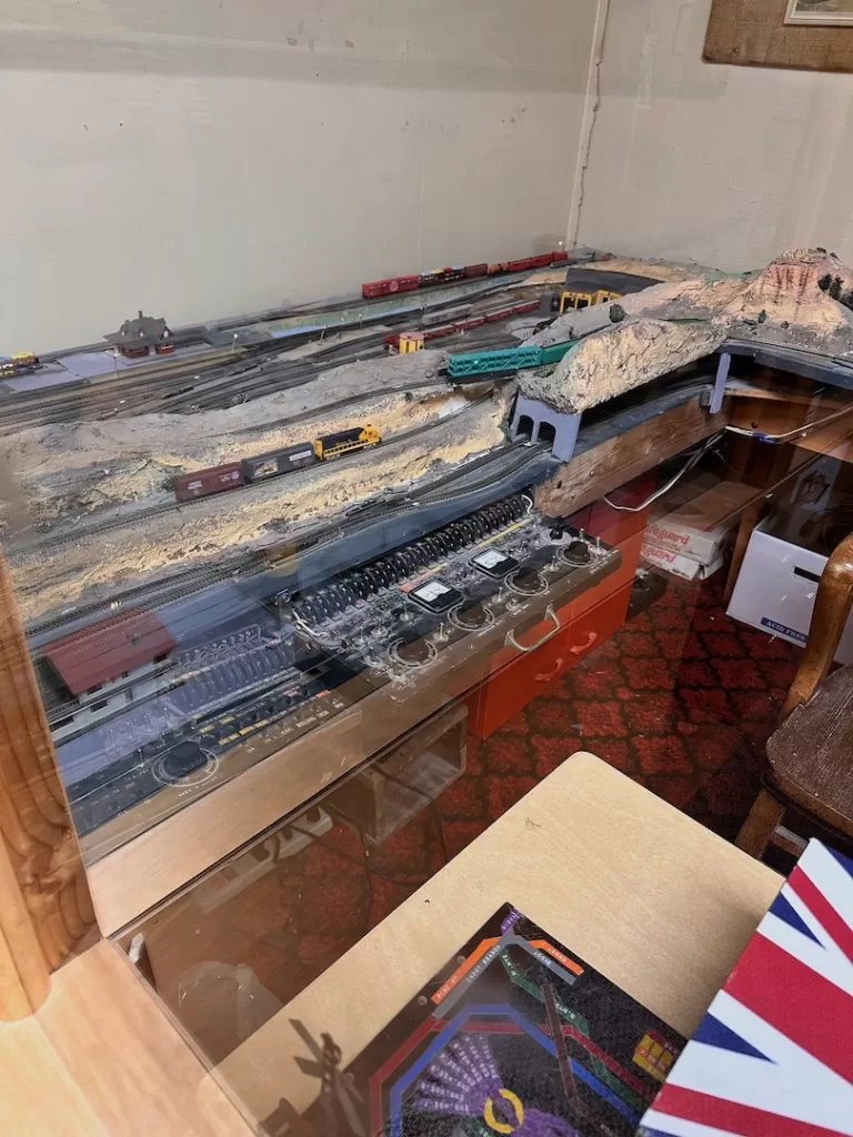 model train in helper museum